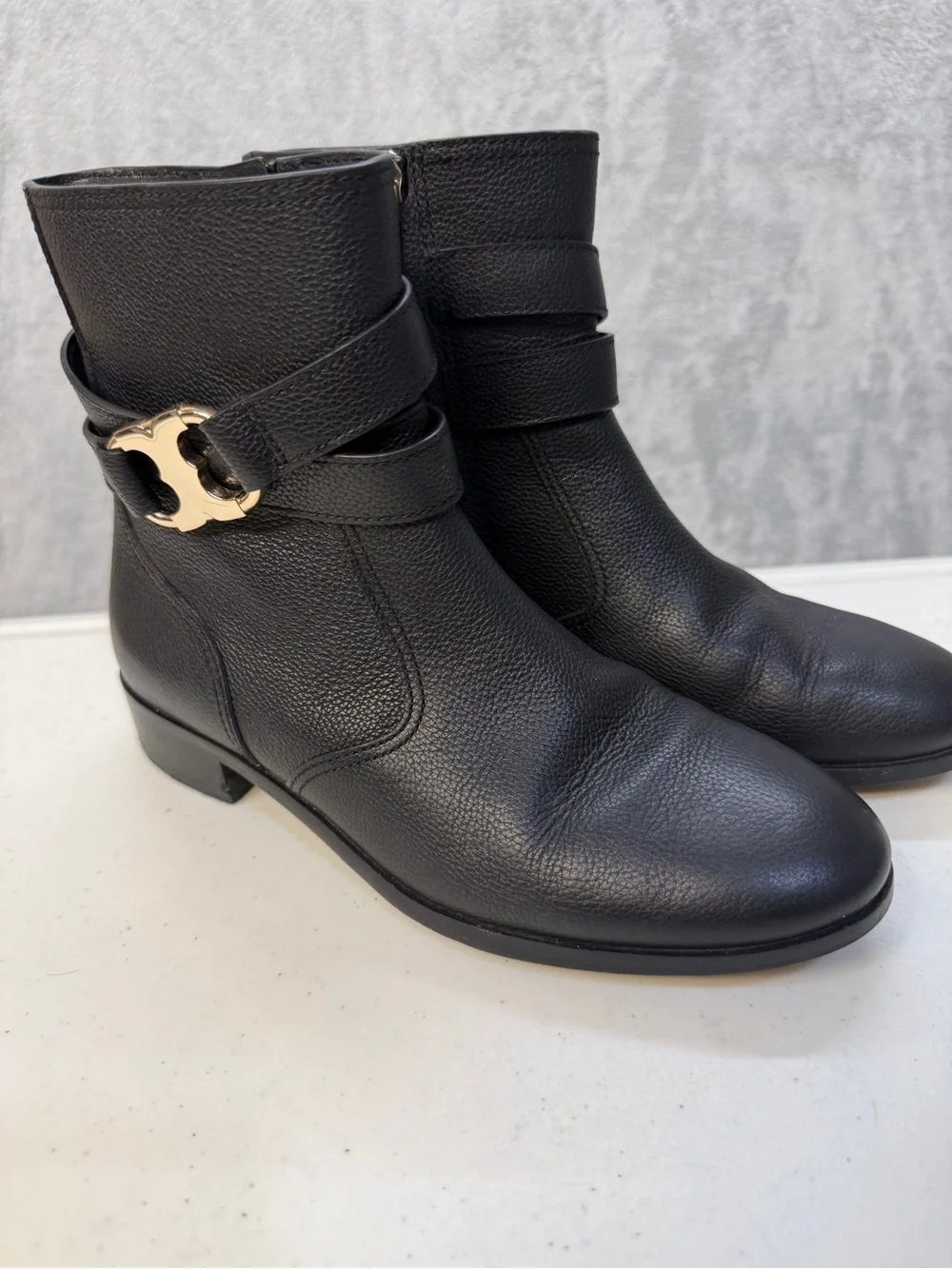 Tory Burch Gemini Link Ankle Boots Size 7 Black Leather Gold